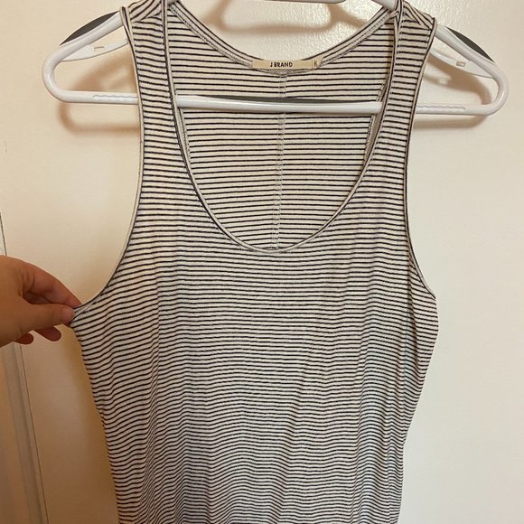 BUNDLE 3/$40 - J Brand - Rockwood Tank - Medium - Picture 2 of 6